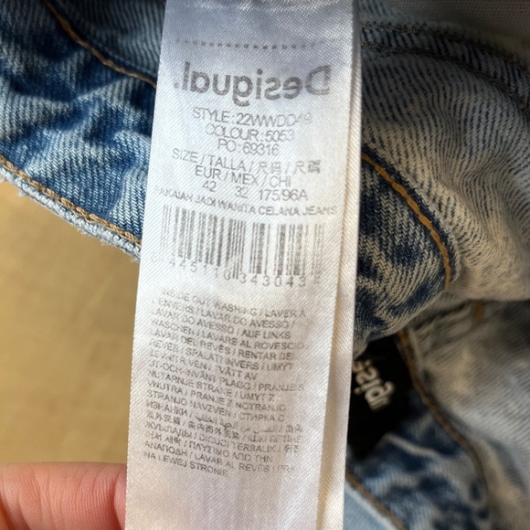 Desigual Straight Cropped Ombre Japanese Jeans 14 US Medium Light Wash - Picture 11 of 13